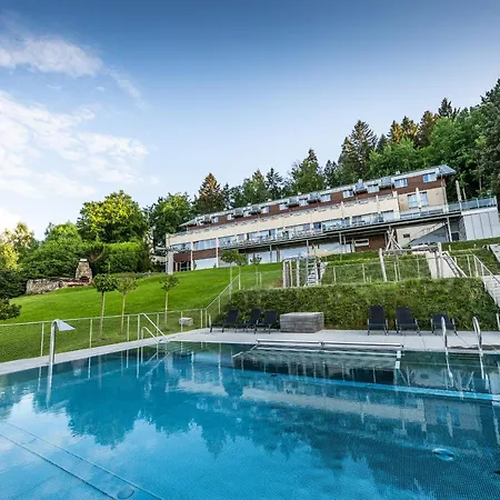 Hotel Moninec 3*
