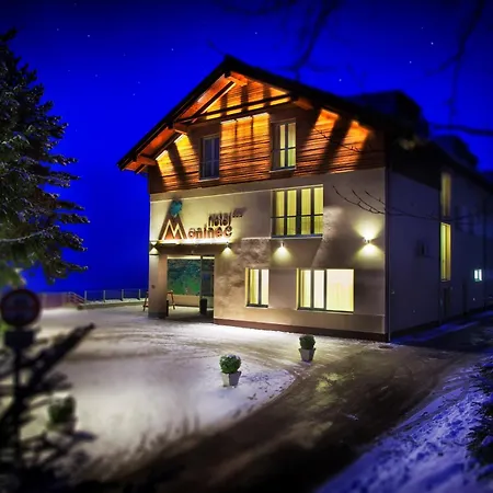 Moninec Hotel 3*