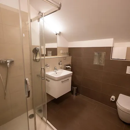Hotel Moninec 3*